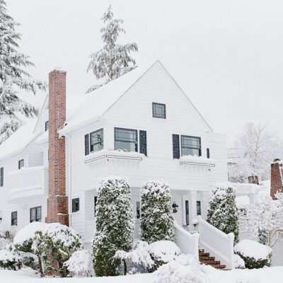 Budowa domu zimą – czy to możliwe?