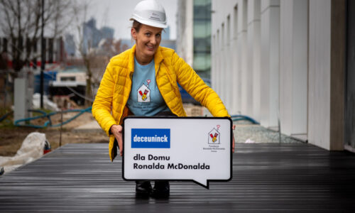 Deceuninck wspiera fundację Ronalda McDonalda