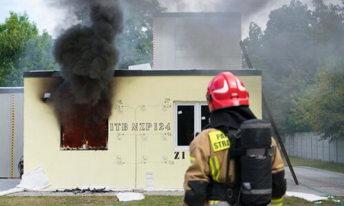 Jak szkło wpływa na bezpieczeństwo pożarowe budynku?