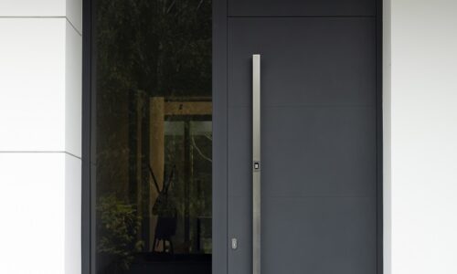 YAWAL: Zalety drzwi z aluminium