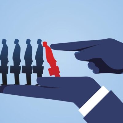 Grupowe zwolnienia pracowników kolejny rok z rzędu