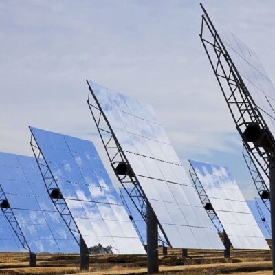 Strategiczne partnerstwo AGC Glass Europe i Solar Materials