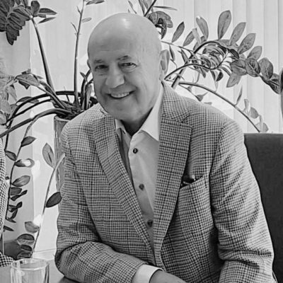 „Nic nie robię na pokaz” – o prezesie, który nie potrzebował słów