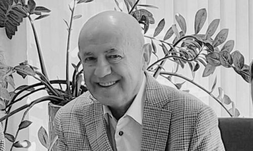 „Nic nie robię na pokaz” – o prezesie, który nie potrzebował słów