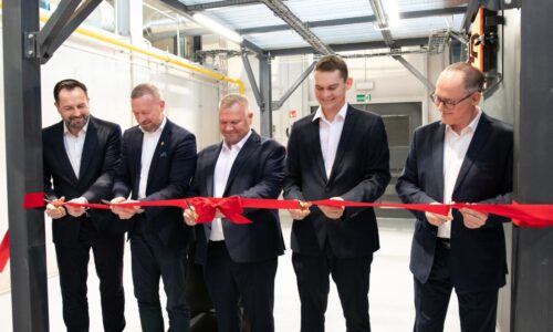 VELUX: Uruchamia kolejny kocioł na biomasę