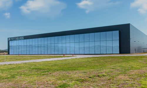 Press Glass inwestuje w sprzedaż w USA