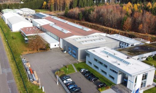 Siegenia zwiększa moce produkcyjne