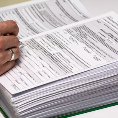 Roczne deklaracje podatkowe 2026: PIT-4R, PIT-11, PIT-8AR i IFT-1R – terminy i obowiązki płatnika