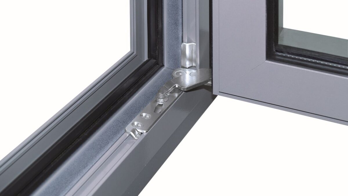 Systemy okuć okiennych G-U