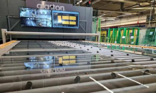 Glaston podsumowuje rok i inwestuje w rozwój szkła próżniowego