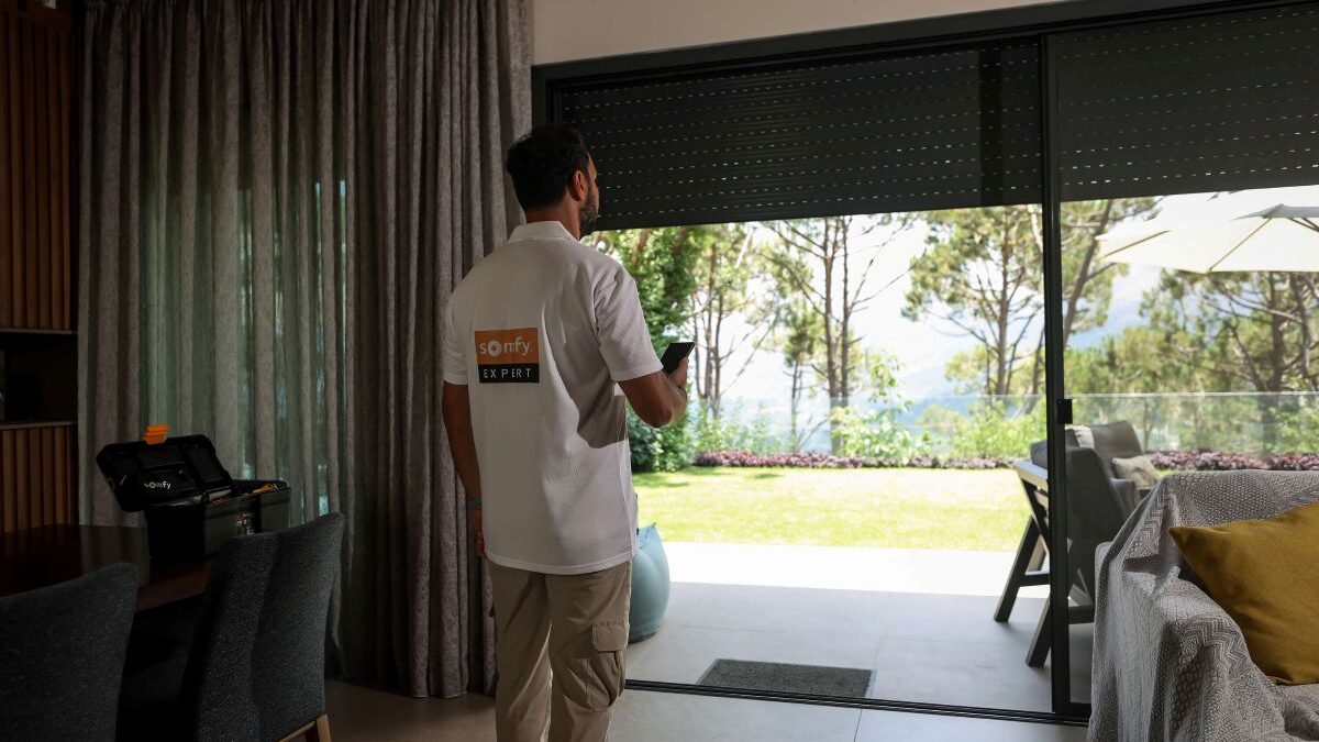 Rolety z napędami Somfy
