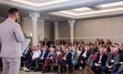 Pierwsze zdjęcia z XXXVI Forum 100