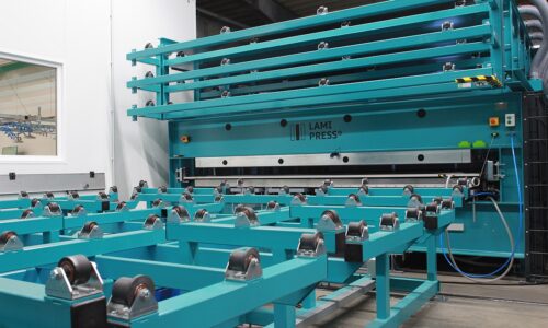 Lisec nabył udziały w spółce LamiPress