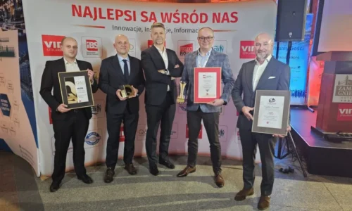 ADAMS z tytułem: “The Best in Poland – The Best in the World”