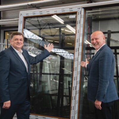 Od nieufności wobec PVC do wymagających rynków Europy. Trzy dekady współpracy RODEX i REHAU