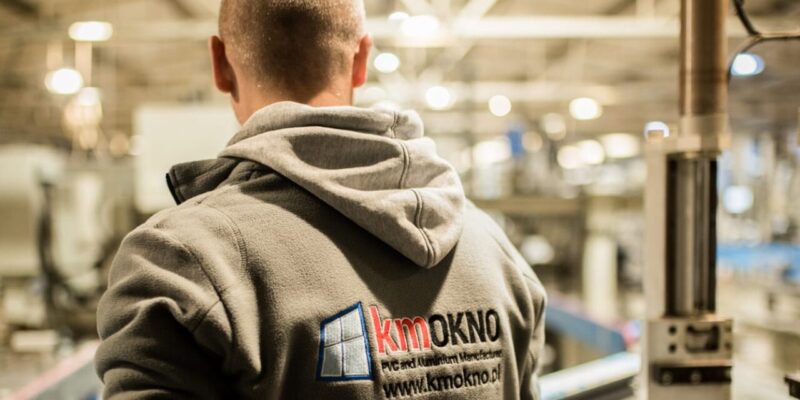 KM Okno